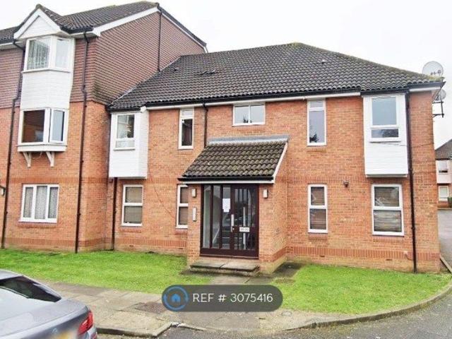 Studio for rent in London Borough of Merton, Greater London