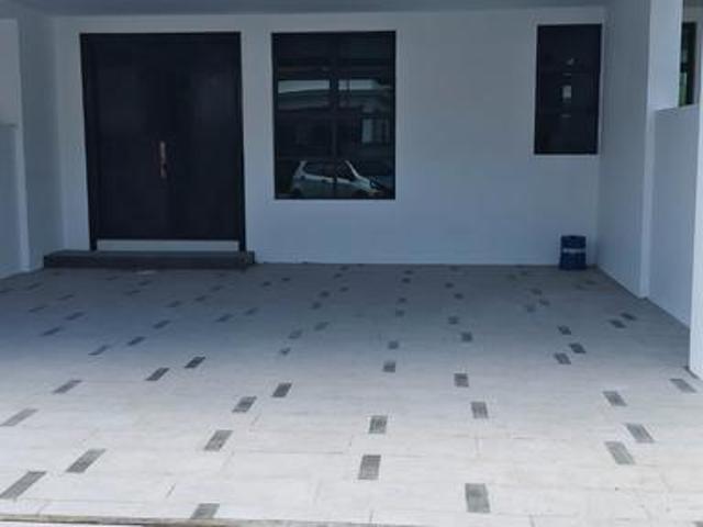 Terraced House for rent in Long Miri