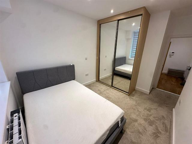 Apartment for rent in Greater London