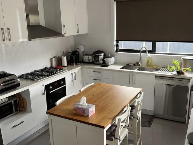 Room for rent in Camerons Creek, Victoria