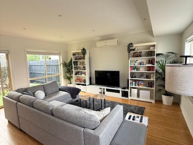 Room for rent in Camerons Creek, Victoria