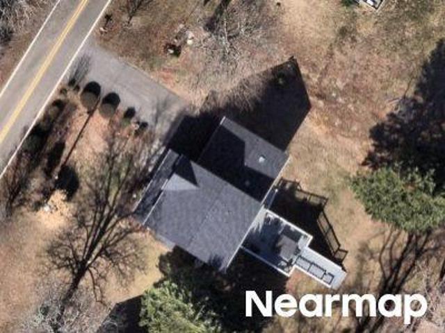 House for sale in Fairview