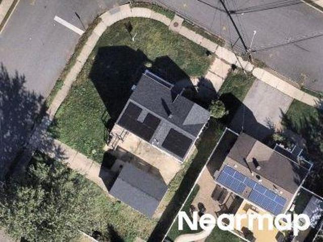 House for sale in Deer Park, Town of Babylon