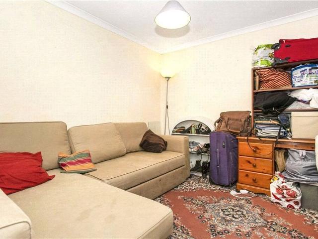 House for rent in Ripley Springs, Row Town