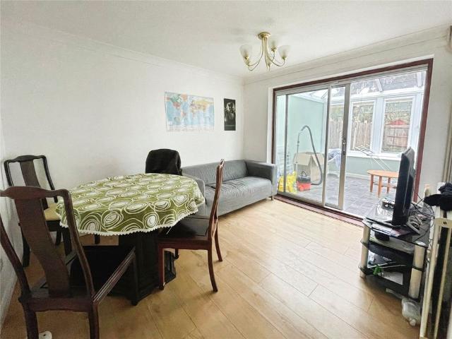 House for rent in Ripley Springs, Row Town