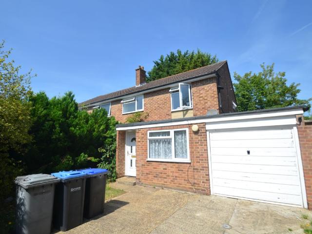House for rent in Ripley Springs, Row Town