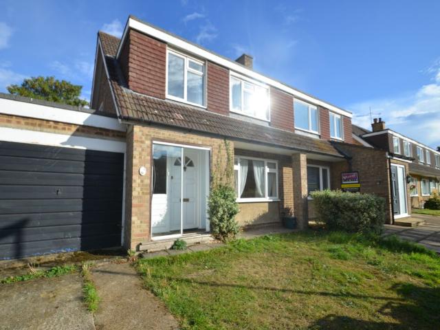 House for rent in Ripley Springs, Runnymede