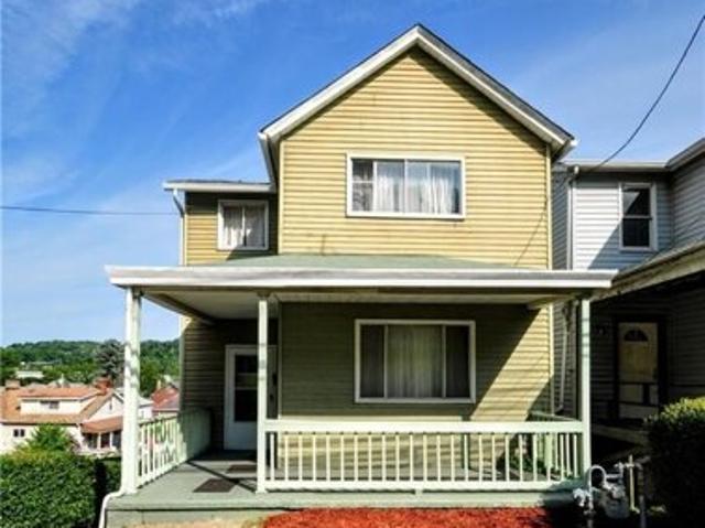 House for sale in Carnegie