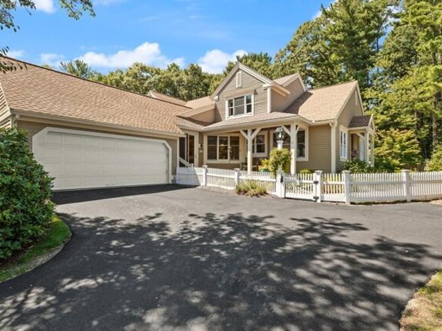 Condo for sale in Sudbury, Middlesex County