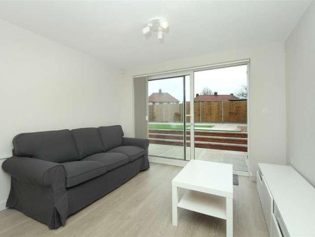 Apartment for rent in London Borough of Ealing, Greater London