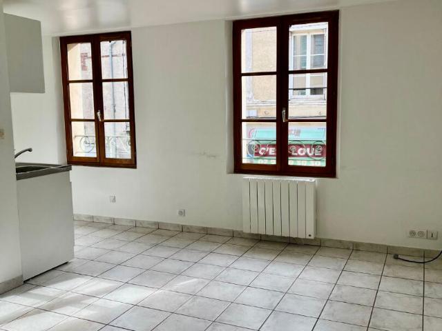 Studio location à Nogent-le-Roi