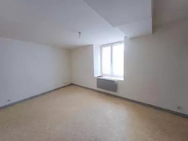 Appartement location à La Cave, Nogent-sur-Vernisson