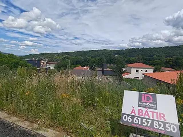 Terrain vente à Nohanent, Puy-de-Dôme
