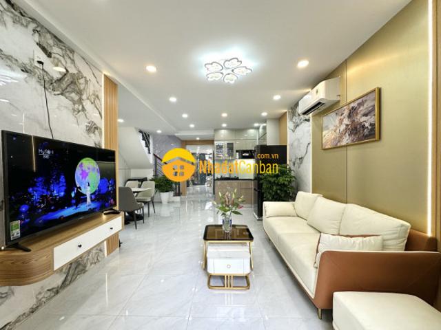 Nhà mặt phố bán