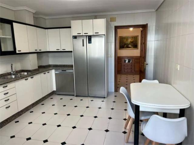 Apartamento en alquiler en Noia