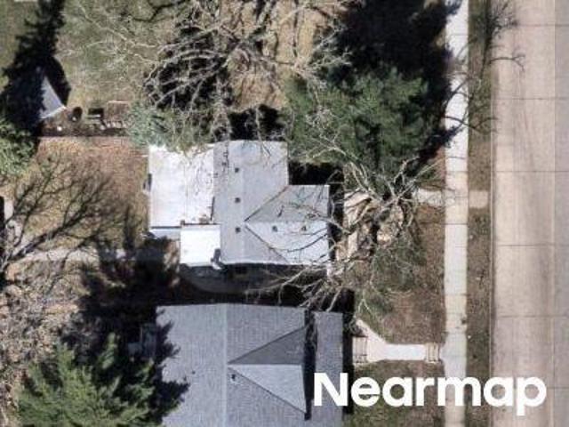 House for sale in Keewaydin, Minneapolis