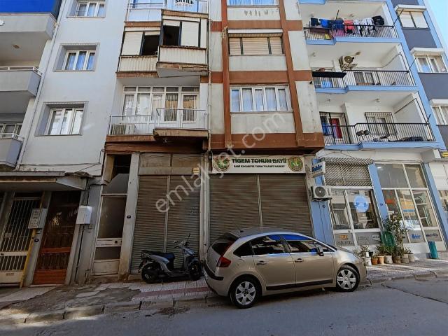 Tire, İzmir içerisinde satılık mülk