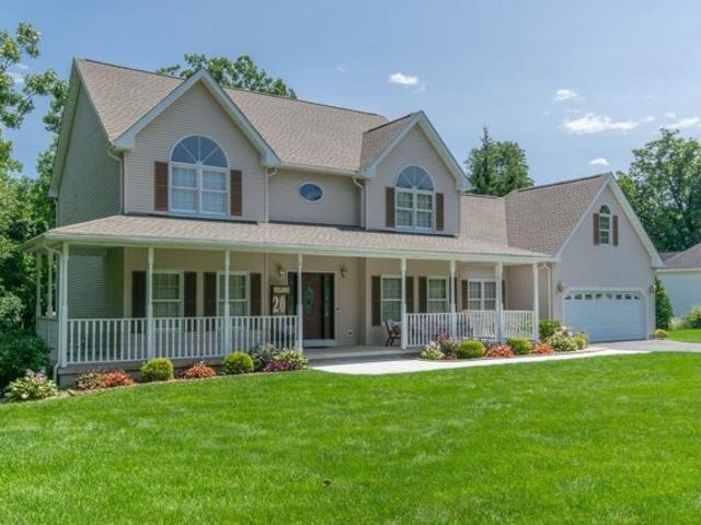 House for sale in Agawam, Hampden County