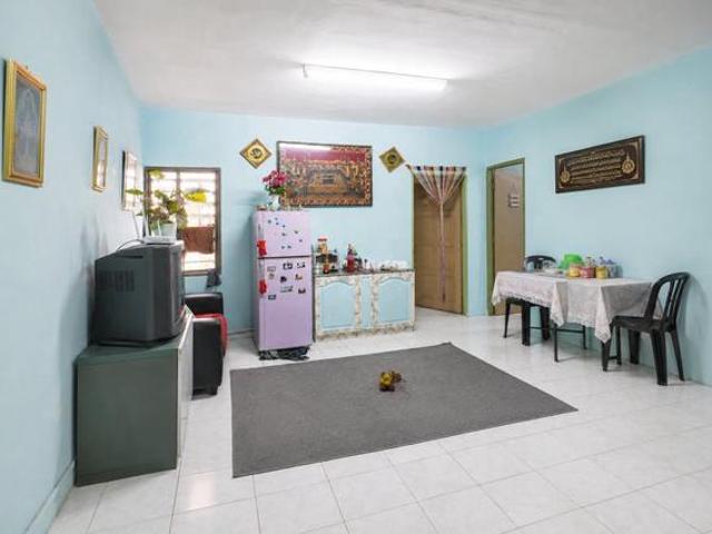 Flat for sale in Petaling, Damansara Damai
