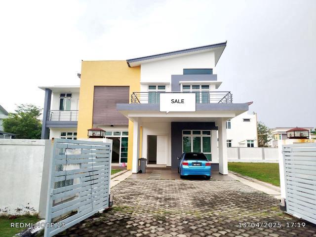 Bungalow for sale in Malaka