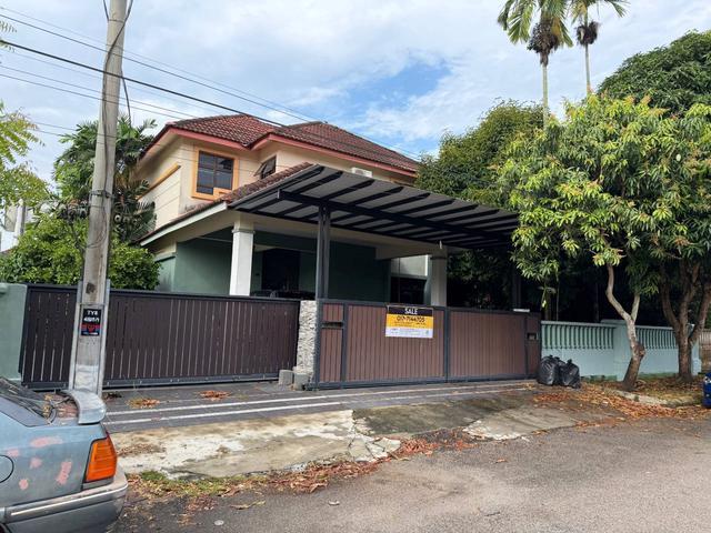 Bungalow for sale in Segamat, Johor
