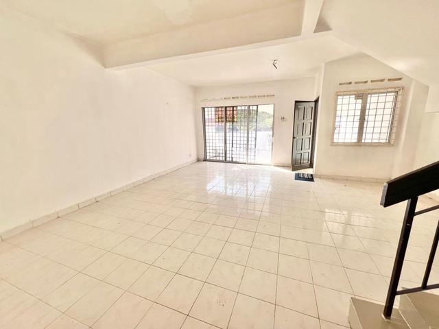 Terraced House for sale in Banting, Selangor