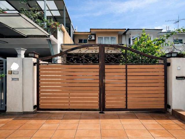 Terraced House for sale in Country Heights Damansara, Kuala Lumpur