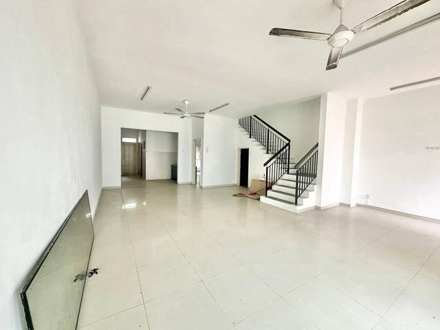 Terraced House for sale in Petaling, Damansara Damai