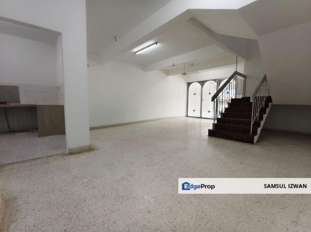 House for sale in Langat, Selangor