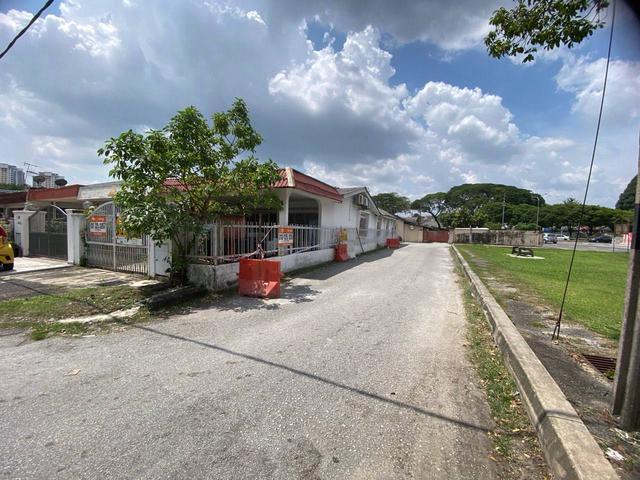 Terraced House for sale in Petaling, Damansara Damai