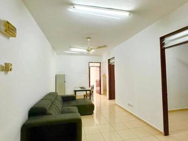 Apartment for sale in Petaling, Damansara Damai