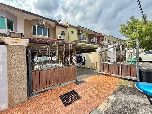Terraced House for sale in Petaling, Subang Jaya