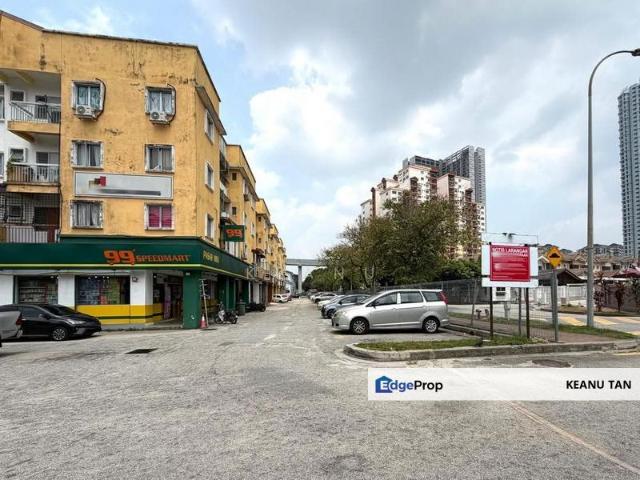 Shop for sale in Ara Damansara, Petaling Jaya