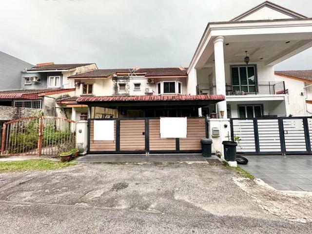 Terraced House for sale in Langat, Selangor