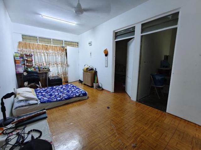 Flat for sale in Langat, Selangor