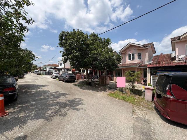 Terraced House for sale in Petaling, Damansara Damai