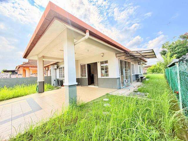 Residential House for sale in Sendayan Village, Negeri Sembilan