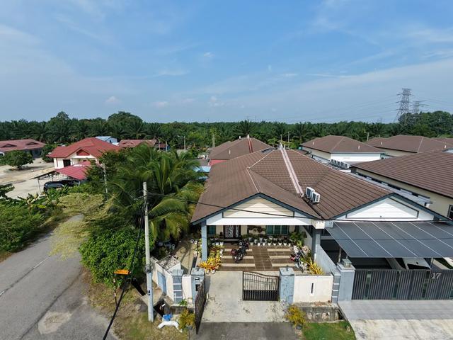 Residential House for sale in Tangkak, Sungai Mati