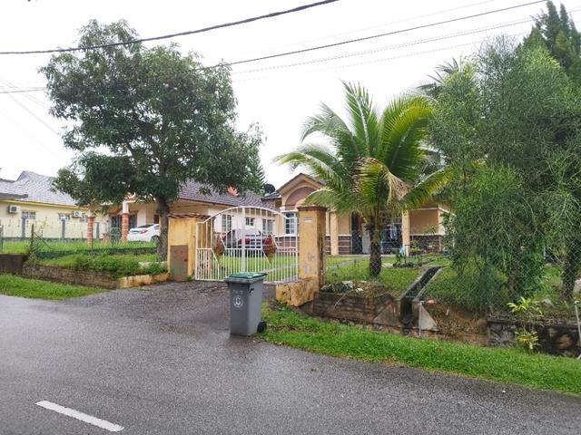 Bungalow for sale in Sendayan Village, Negeri Sembilan