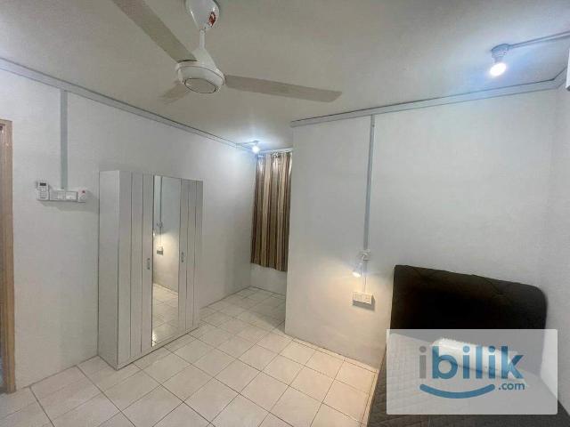 Room for rent in Tanjong Sepat, Selangor