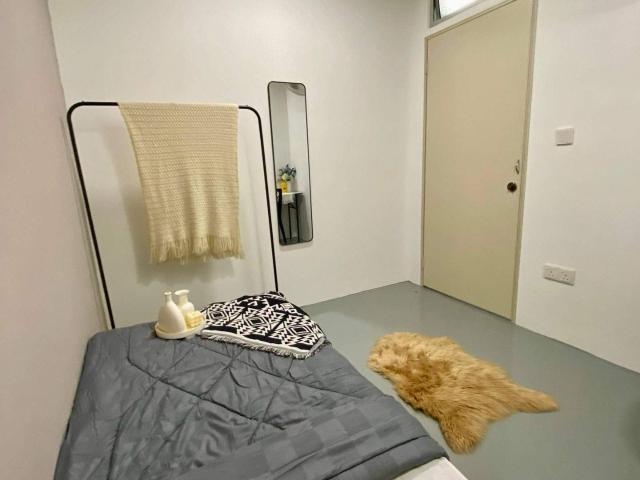 Room for rent in Petaling, Alam Impian
