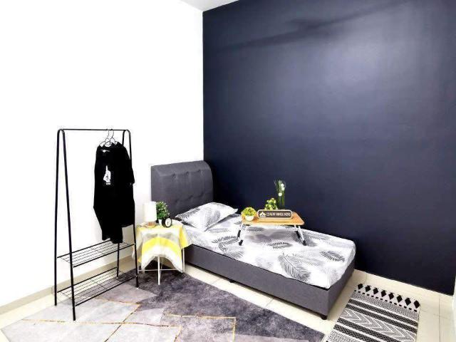 Room for rent in Sendayan Village, Negeri Sembilan