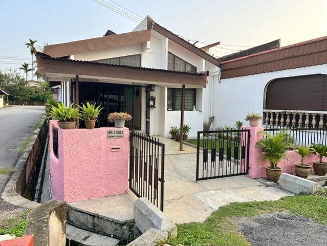 Terraced House for sale in Jasin
