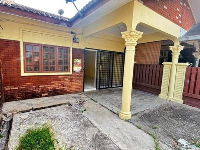 Terraced House for sale in Pulau Sebang, Malaka