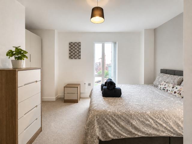 Apartment for rent in First Street, Manchester