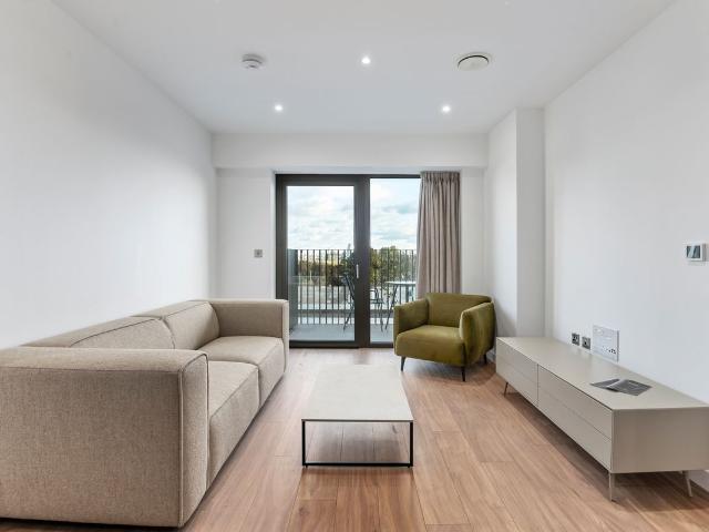 Apartment for rent in London Borough of Ealing, Greater London