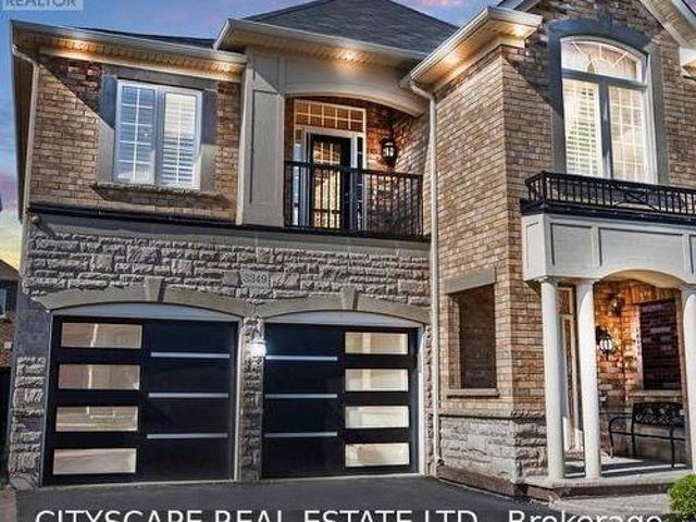 House for sale in Burlington, Ontario