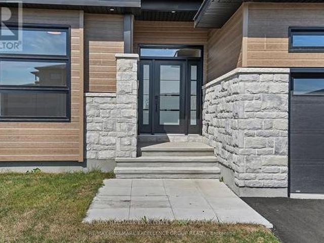 House for sale in Clarence-rockland, Ontario