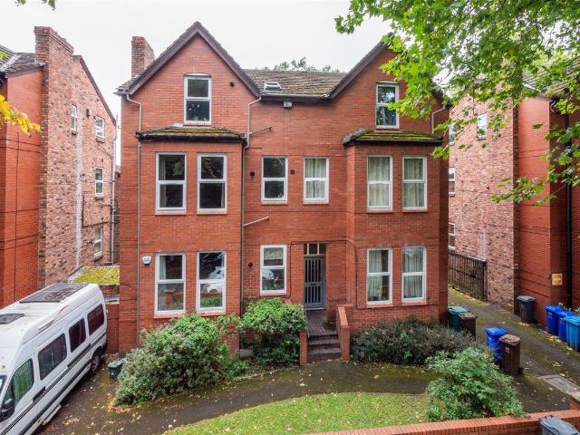 Studio for rent in West Didsbury, Manchester