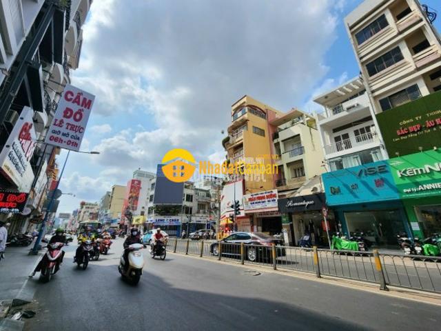 Nhà mặt phố bán